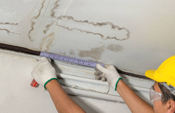 Reliable Burst Pipe Cleanup contractor in Hempstead, TX by Water Damage Irwin